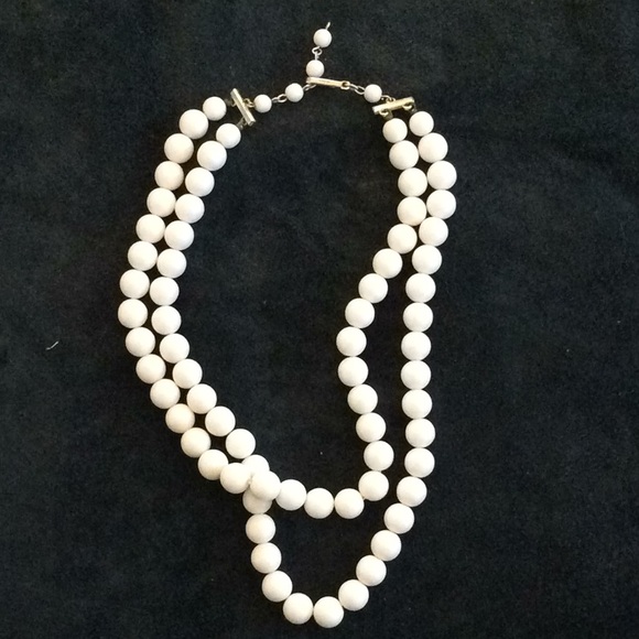 Vintage double strand white beaded choker - Picture 3 of 3